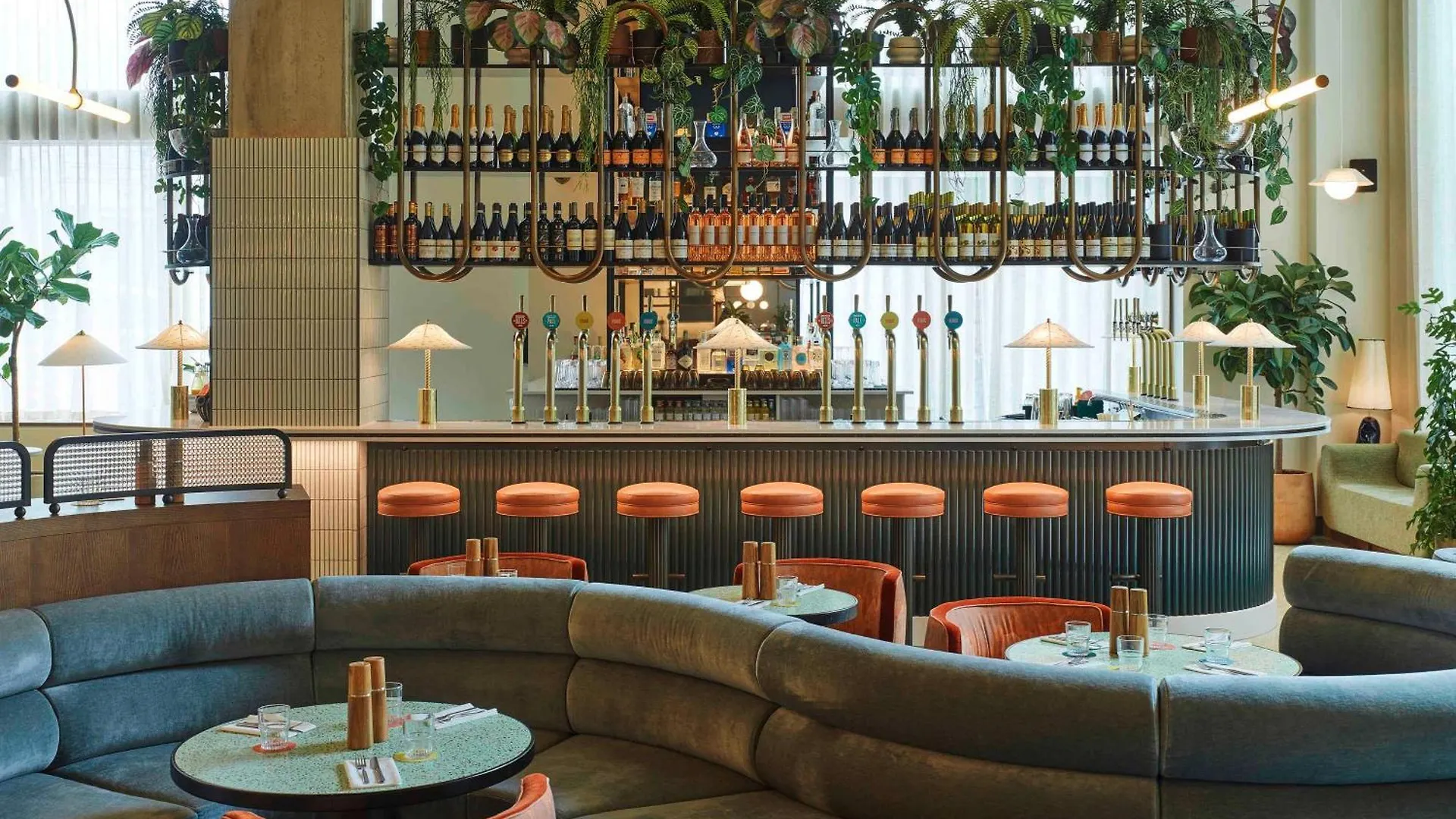 Tribe London Canary Wharf Hotel