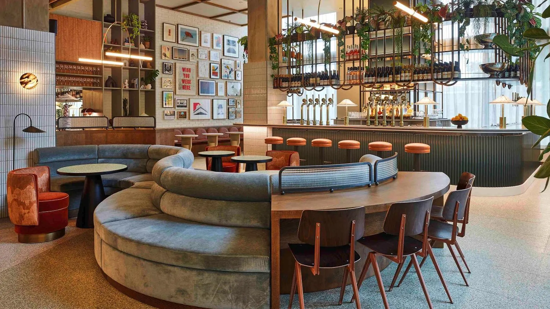 Tribe London Canary Wharf Hotel