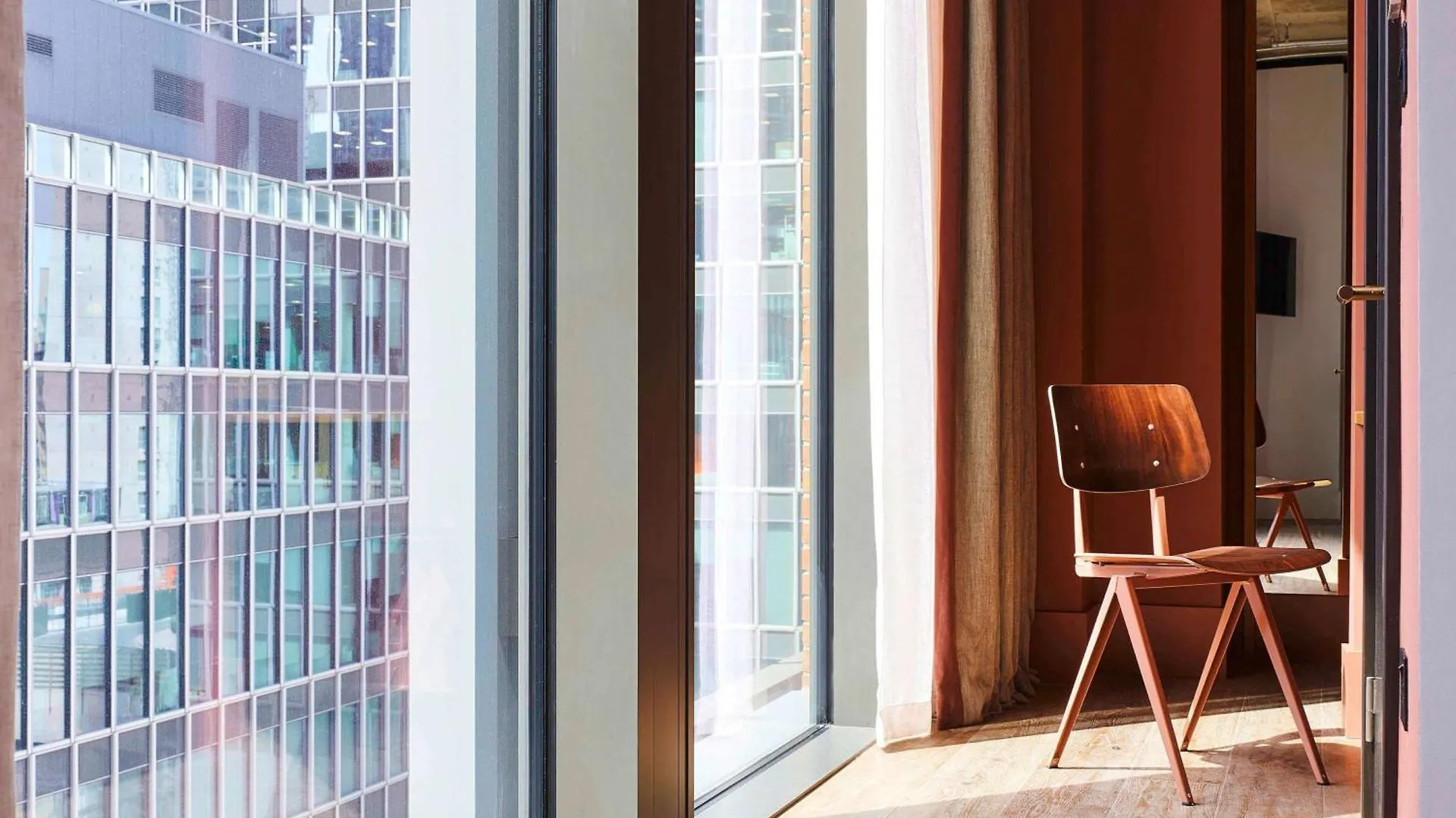 Tribe London Canary Wharf 4*,  United Kingdom